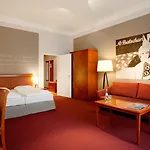Batschari Palais Ξενοδοχείο 4*