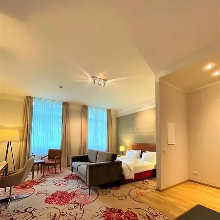 Otel Batschari Palais 4*
