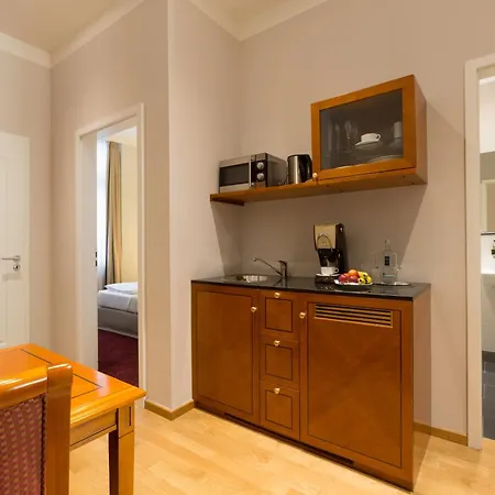 Hotel Likestay Premium - Ehemals Batschari Palais