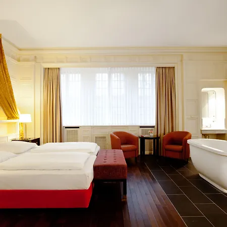 호텔 Batschari Palais 4*