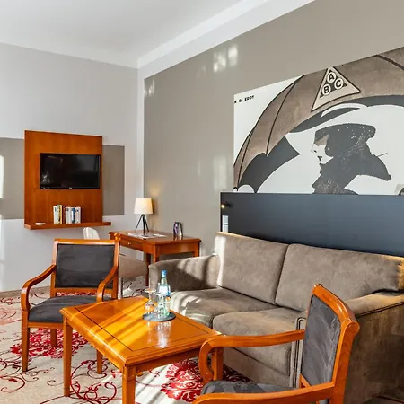 Hotel Likestay Premium - Ehemals Batschari Palais