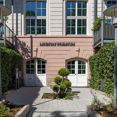 Likestay Premium - Ehemals Batschari Palais