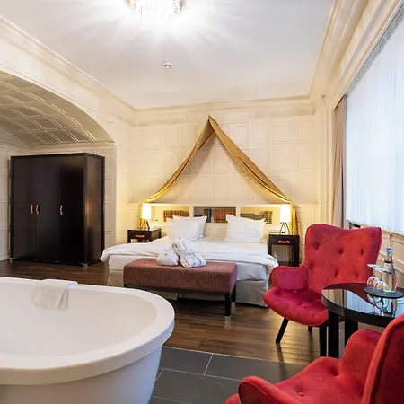 Likestay Premium - Ehemals Batschari Palais 4*